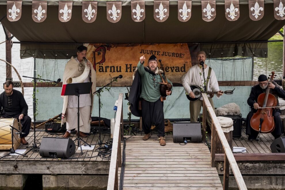 FotograafKarmenKärg Pipers of Transylvania (38) copy